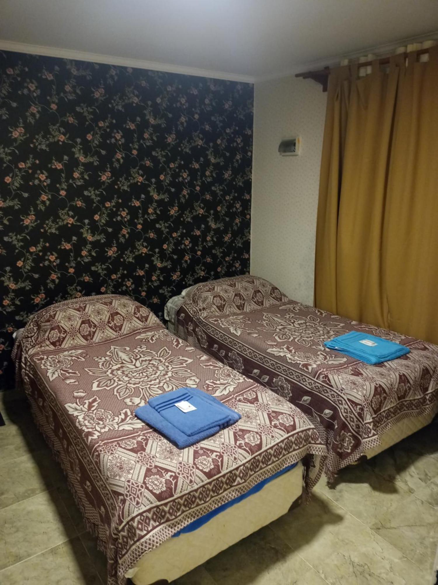 Hospedaje "San Andres" Gobernador Gregores ภายนอก รูปภาพ