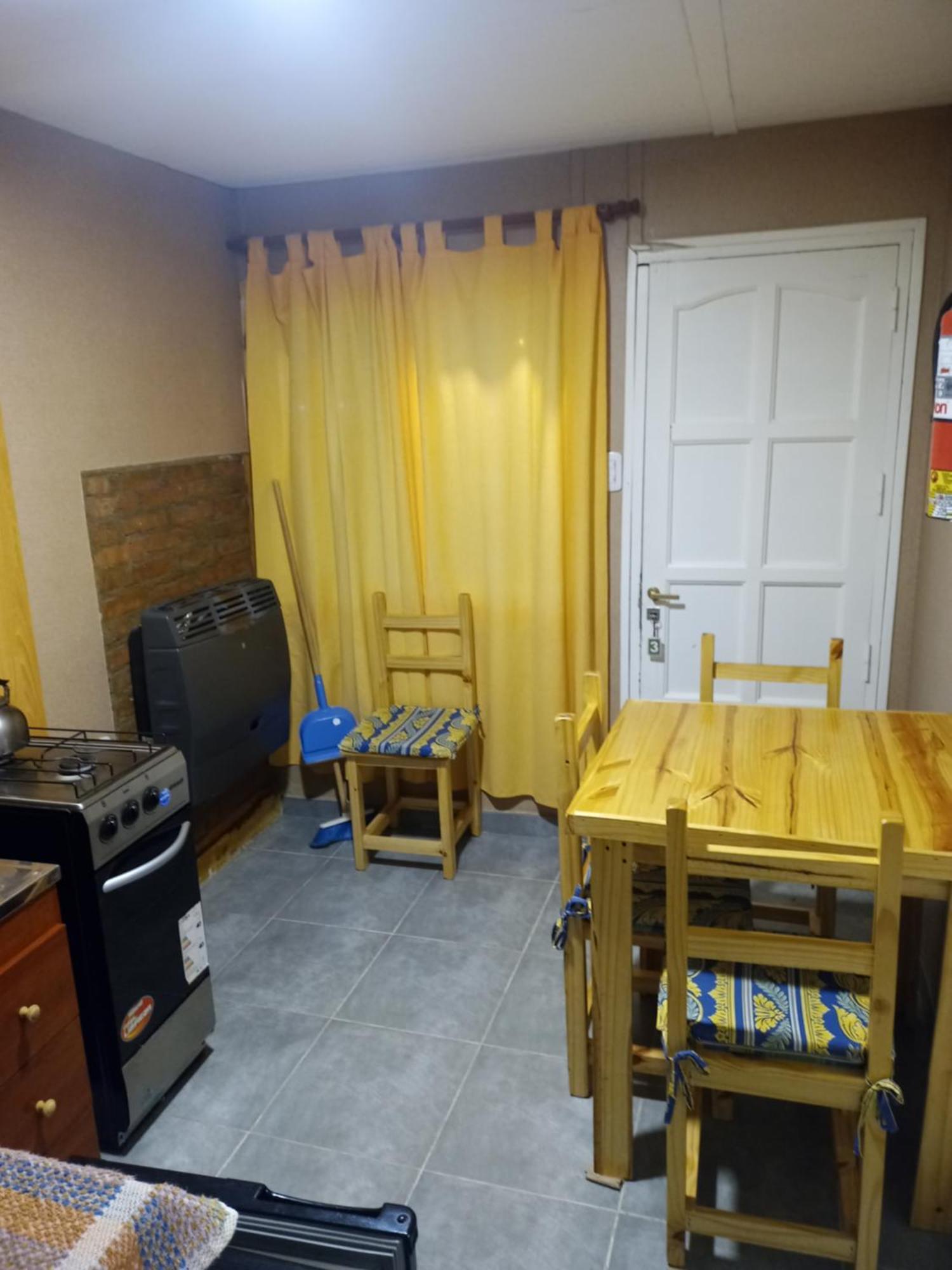 Hospedaje "San Andres" Gobernador Gregores ภายนอก รูปภาพ